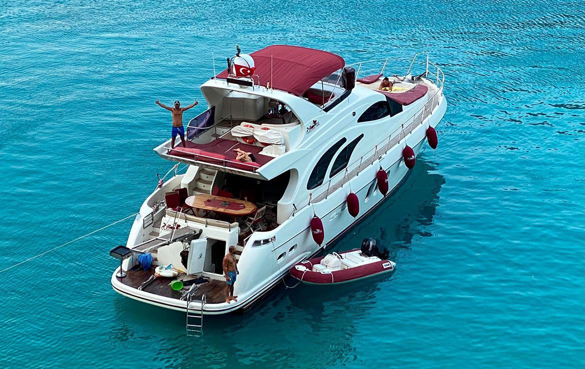 Alanya Yat Kiralama 22m Princess 56